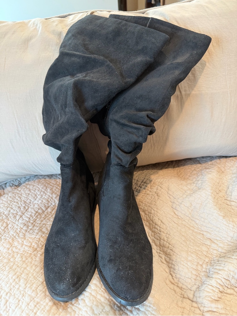 Women's Black Slouchy Suede Knee-High Boots